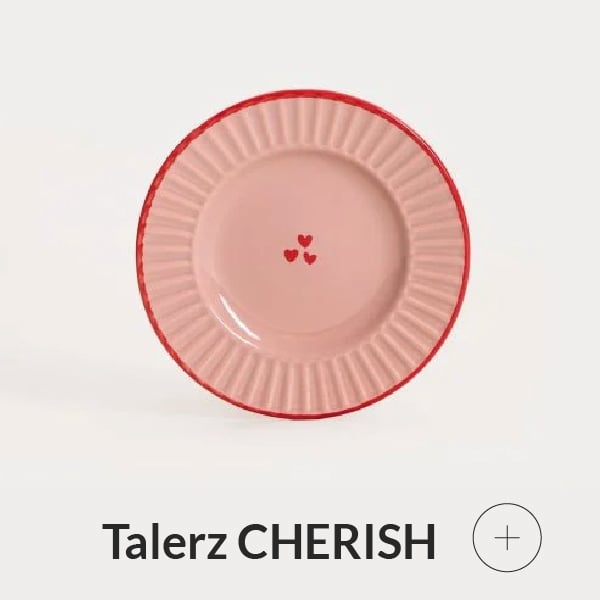 Talerz różowy z serduszkami
