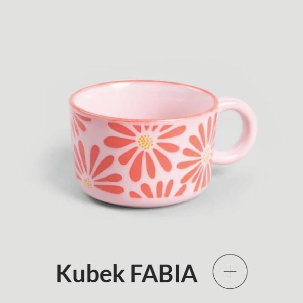 Kubek różowy w kwiaty